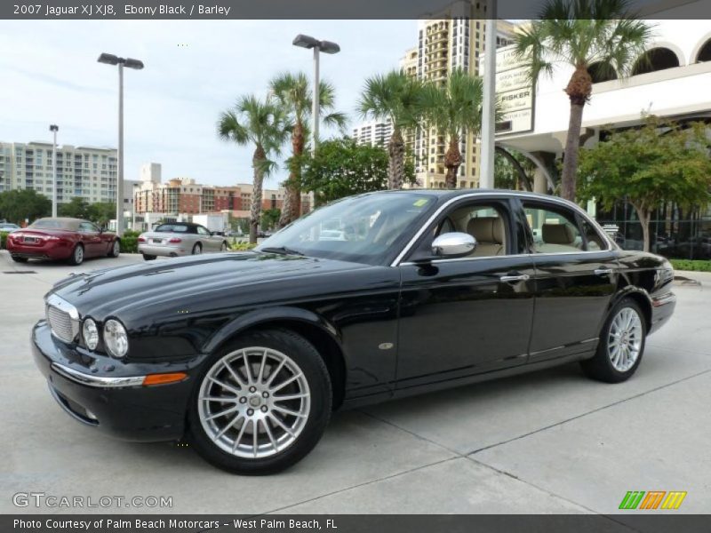 Ebony Black / Barley 2007 Jaguar XJ XJ8