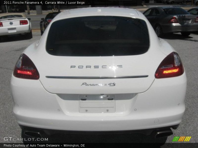 Carrara White / Luxor Beige 2011 Porsche Panamera 4