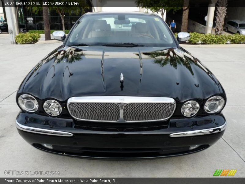 Ebony Black / Barley 2007 Jaguar XJ XJ8