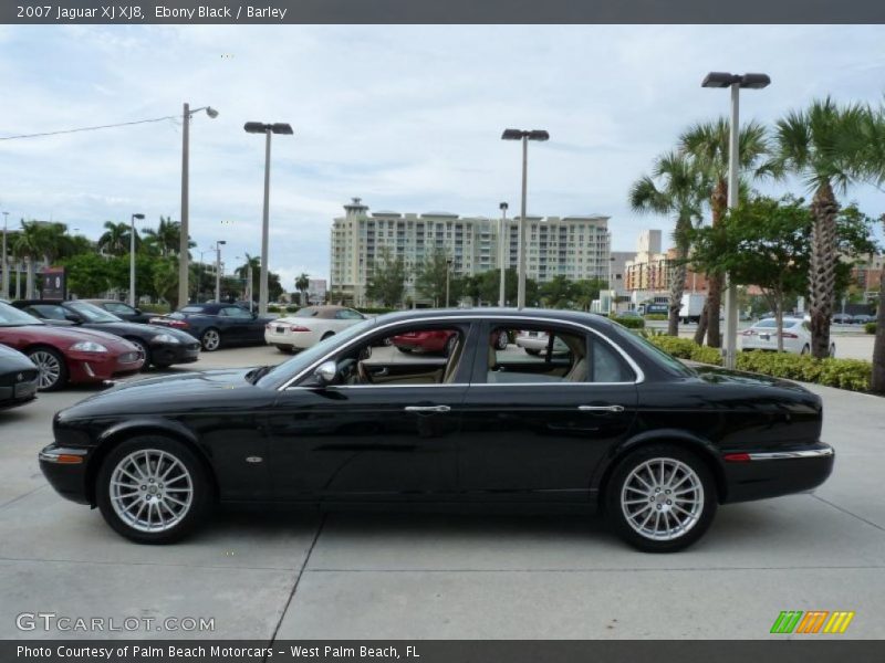 Ebony Black / Barley 2007 Jaguar XJ XJ8