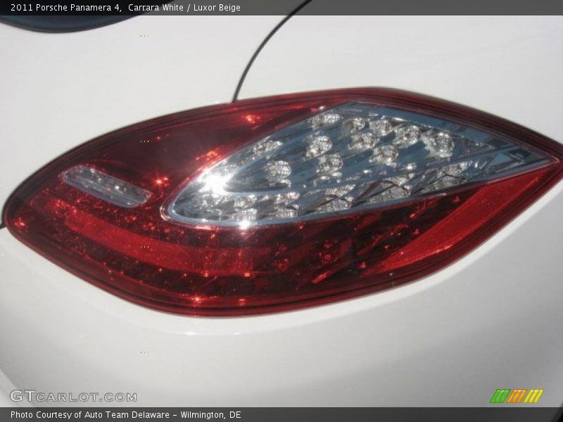 Carrara White / Luxor Beige 2011 Porsche Panamera 4