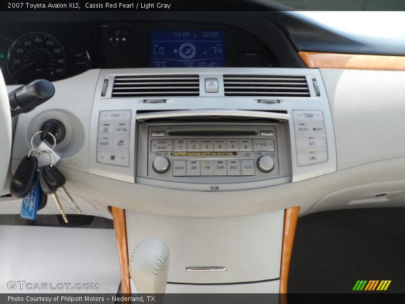 Cassis Red Pearl / Light Gray 2007 Toyota Avalon XLS