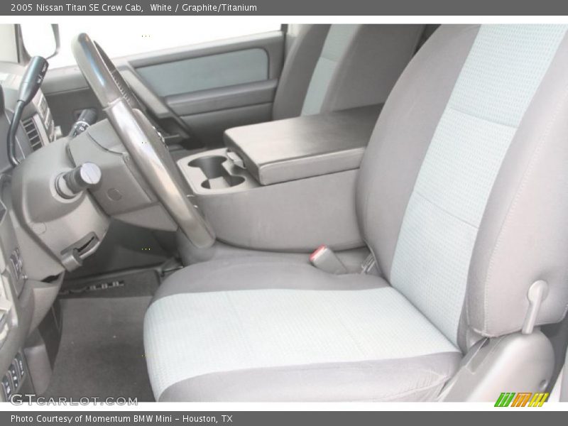 White / Graphite/Titanium 2005 Nissan Titan SE Crew Cab