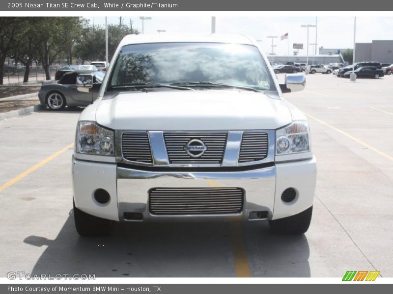 White / Graphite/Titanium 2005 Nissan Titan SE Crew Cab