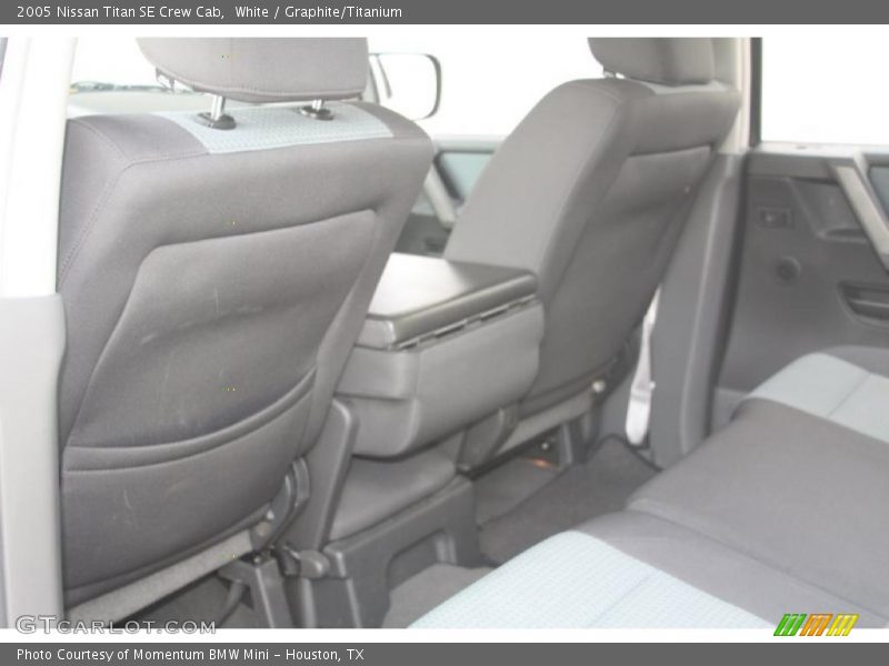 White / Graphite/Titanium 2005 Nissan Titan SE Crew Cab