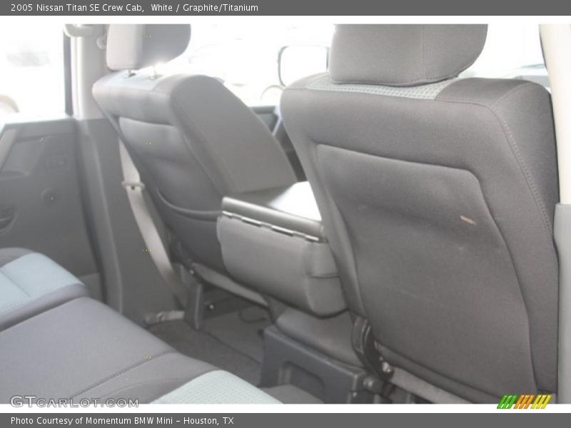 White / Graphite/Titanium 2005 Nissan Titan SE Crew Cab