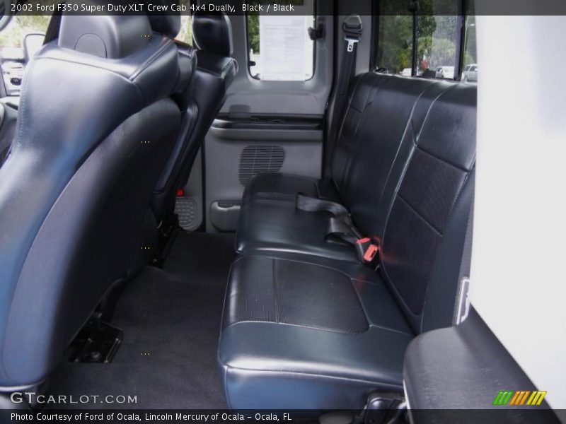  2002 F350 Super Duty XLT Crew Cab 4x4 Dually Black Interior