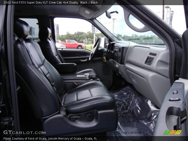 Black / Black 2002 Ford F350 Super Duty XLT Crew Cab 4x4 Dually