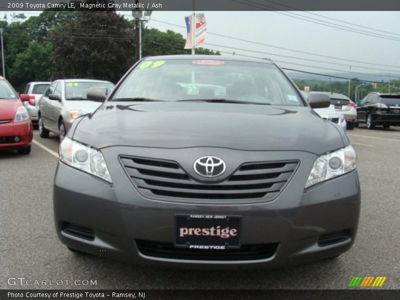 Magnetic Gray Metallic / Ash 2009 Toyota Camry LE