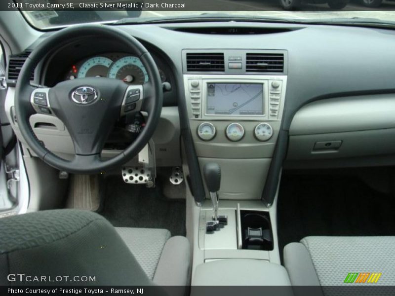 Classic Silver Metallic / Dark Charcoal 2011 Toyota Camry SE