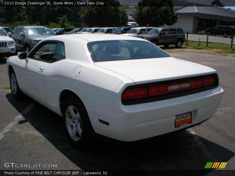 Stone White / Dark Slate Gray 2010 Dodge Challenger SE