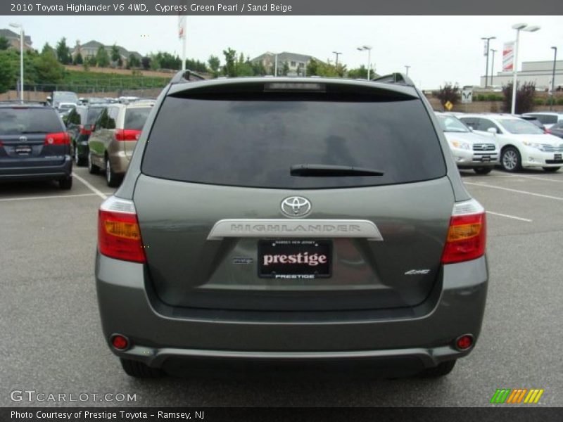 Cypress Green Pearl / Sand Beige 2010 Toyota Highlander V6 4WD