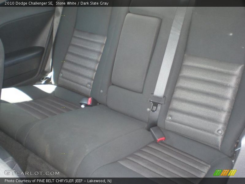 Stone White / Dark Slate Gray 2010 Dodge Challenger SE