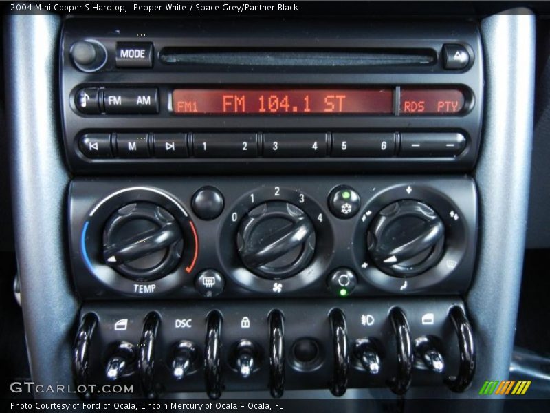 Pepper White / Space Grey/Panther Black 2004 Mini Cooper S Hardtop
