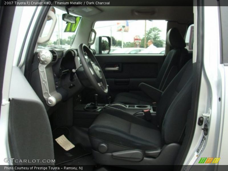 Titanium Metallic / Dark Charcoal 2007 Toyota FJ Cruiser 4WD