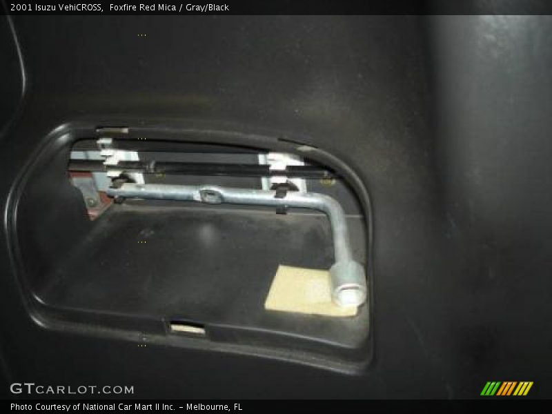 Foxfire Red Mica / Gray/Black 2001 Isuzu VehiCROSS