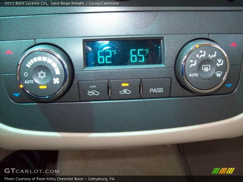Sand Beige Metallic / Cocoa/Cashmere 2011 Buick Lucerne CXL