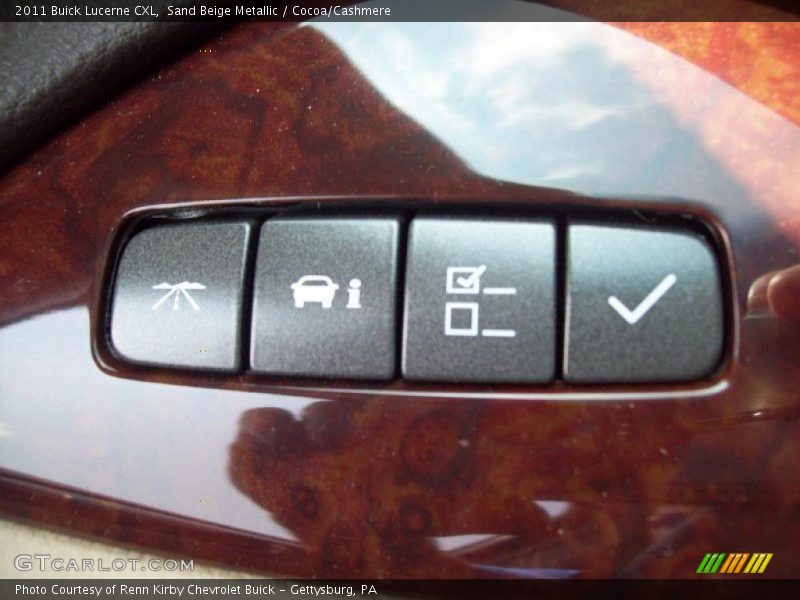 Sand Beige Metallic / Cocoa/Cashmere 2011 Buick Lucerne CXL