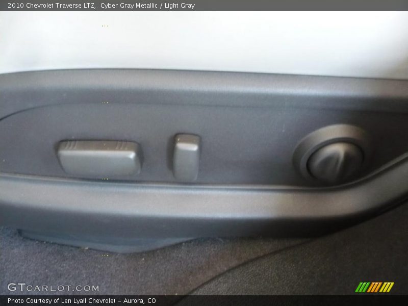 Cyber Gray Metallic / Light Gray 2010 Chevrolet Traverse LTZ