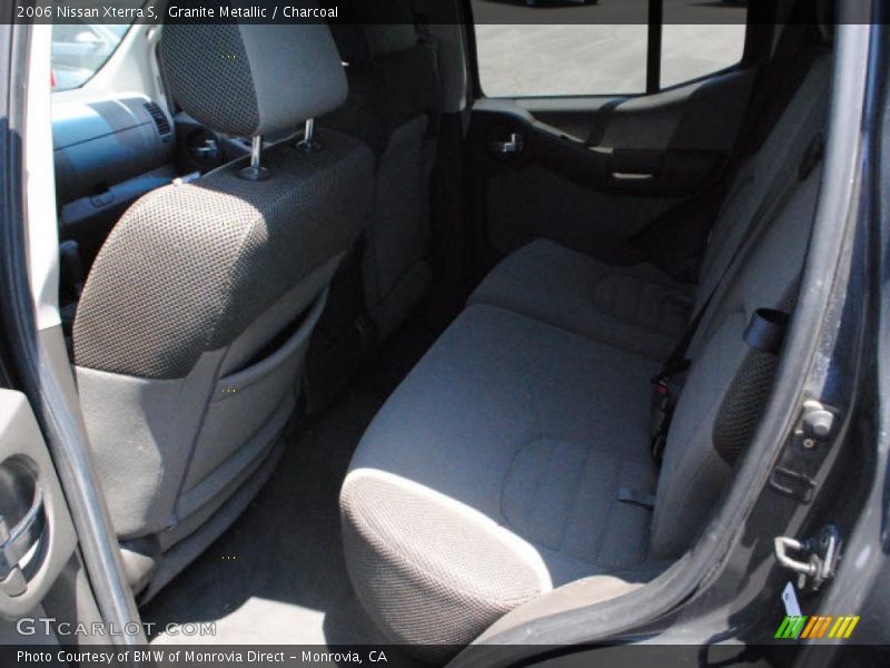 Granite Metallic / Charcoal 2006 Nissan Xterra S