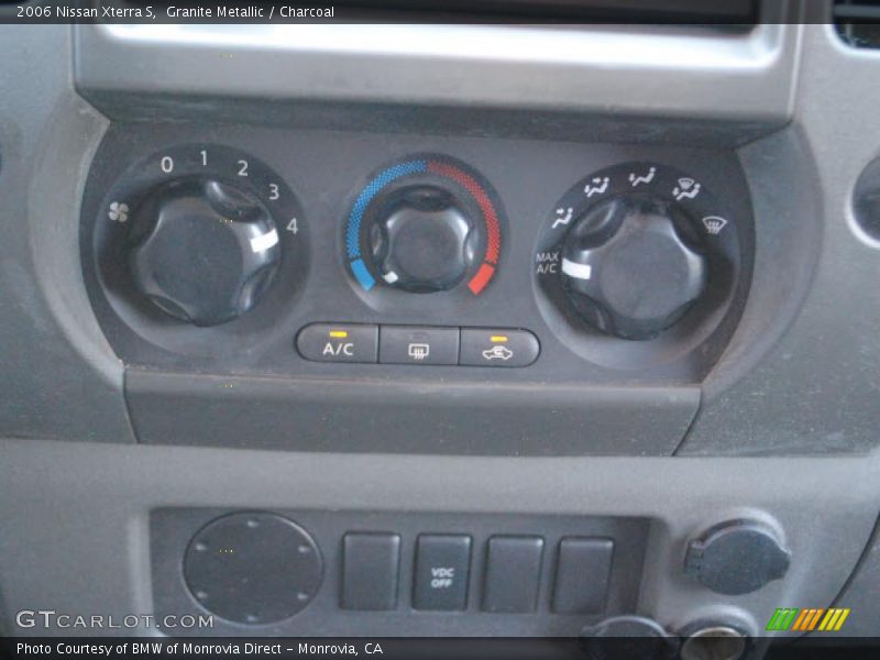 Granite Metallic / Charcoal 2006 Nissan Xterra S