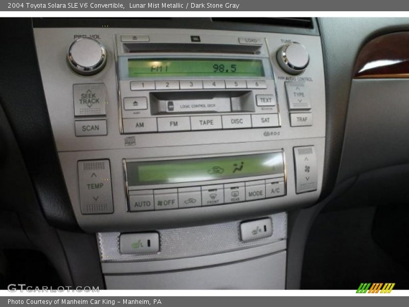 Controls of 2004 Solara SLE V6 Convertible