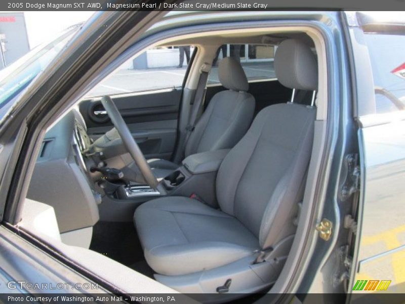 2005 Magnum SXT AWD Dark Slate Gray/Medium Slate Gray Interior