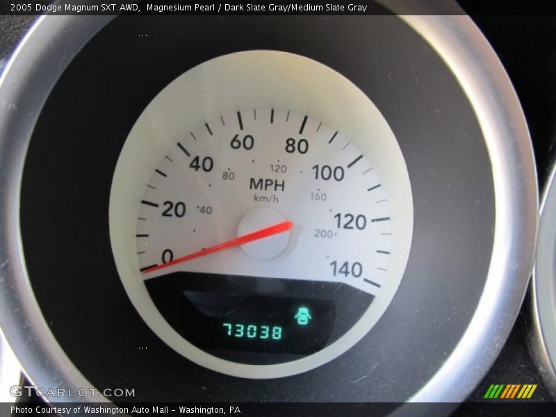 Magnesium Pearl / Dark Slate Gray/Medium Slate Gray 2005 Dodge Magnum SXT AWD