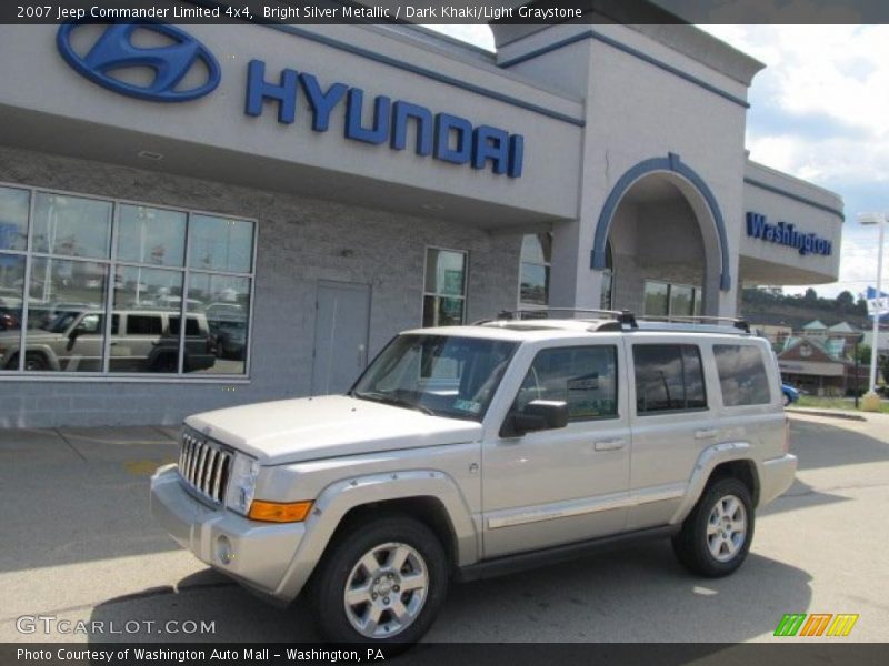 Bright Silver Metallic / Dark Khaki/Light Graystone 2007 Jeep Commander Limited 4x4
