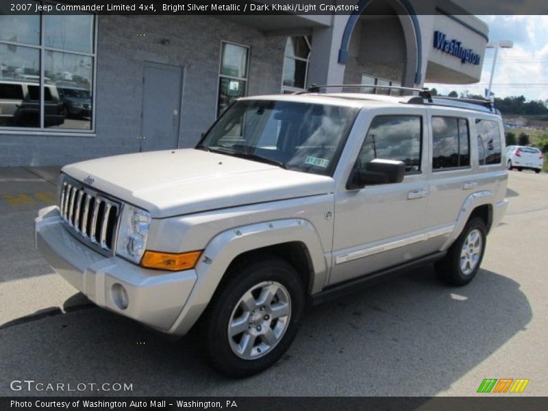 Bright Silver Metallic / Dark Khaki/Light Graystone 2007 Jeep Commander Limited 4x4