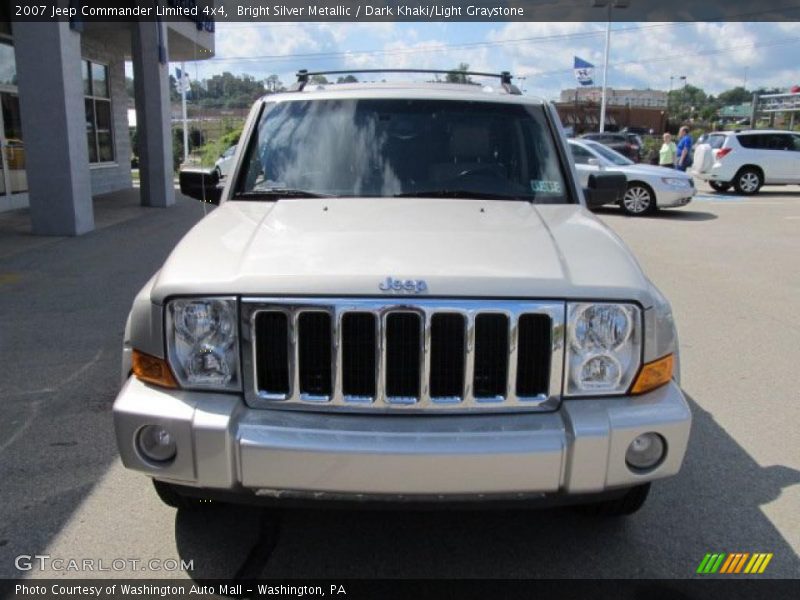 Bright Silver Metallic / Dark Khaki/Light Graystone 2007 Jeep Commander Limited 4x4