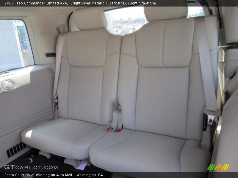 Bright Silver Metallic / Dark Khaki/Light Graystone 2007 Jeep Commander Limited 4x4