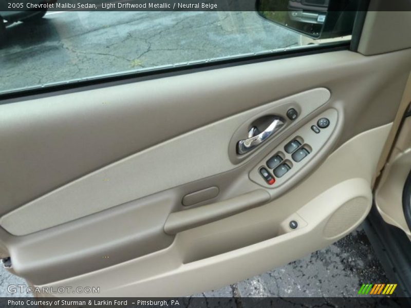 Light Driftwood Metallic / Neutral Beige 2005 Chevrolet Malibu Sedan