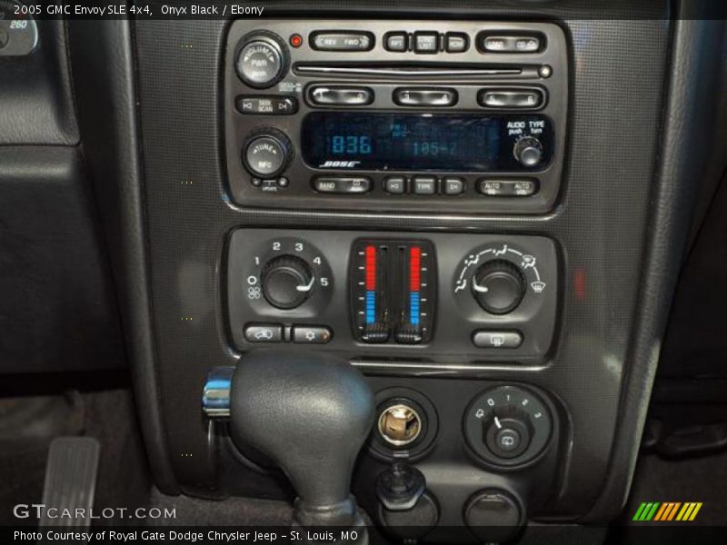 Onyx Black / Ebony 2005 GMC Envoy SLE 4x4