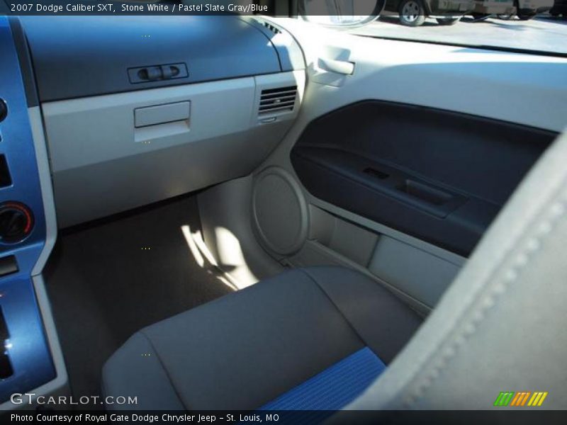 Stone White / Pastel Slate Gray/Blue 2007 Dodge Caliber SXT