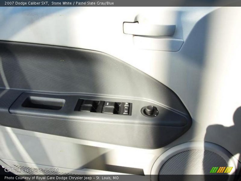 Stone White / Pastel Slate Gray/Blue 2007 Dodge Caliber SXT