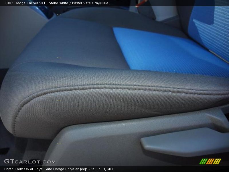 Stone White / Pastel Slate Gray/Blue 2007 Dodge Caliber SXT