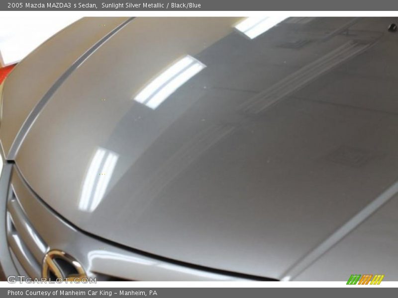 Sunlight Silver Metallic / Black/Blue 2005 Mazda MAZDA3 s Sedan
