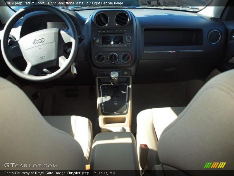 Light Sandstone Metallic / Light Pebble Beige 2009 Jeep Patriot Sport