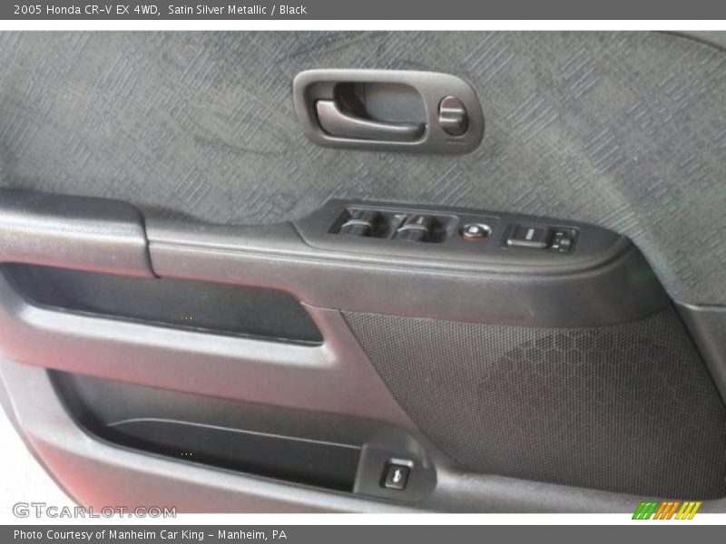 Satin Silver Metallic / Black 2005 Honda CR-V EX 4WD