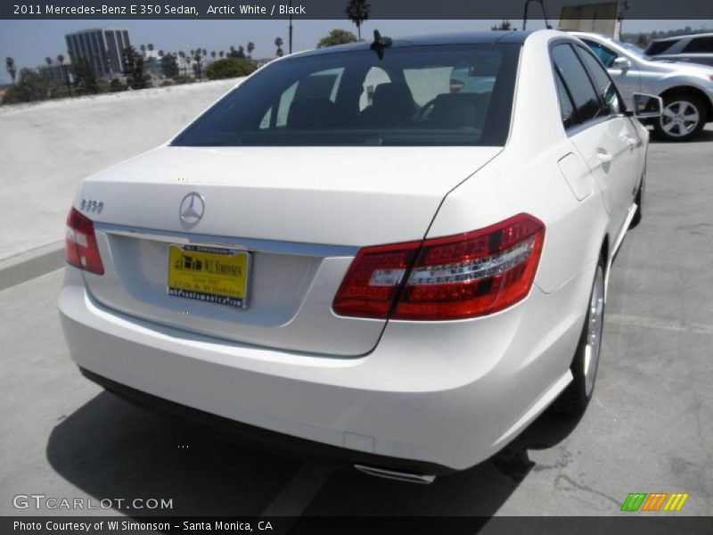 Arctic White / Black 2011 Mercedes-Benz E 350 Sedan