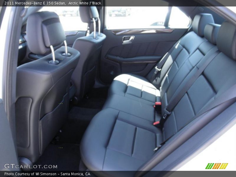 Arctic White / Black 2011 Mercedes-Benz E 350 Sedan