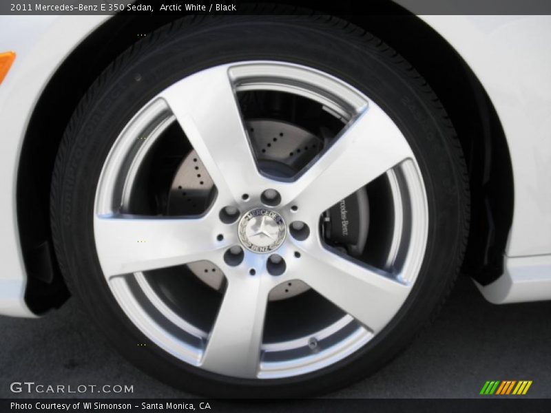Arctic White / Black 2011 Mercedes-Benz E 350 Sedan