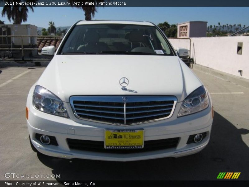 Arctic White / Almond/Mocha 2011 Mercedes-Benz C 300 Luxury