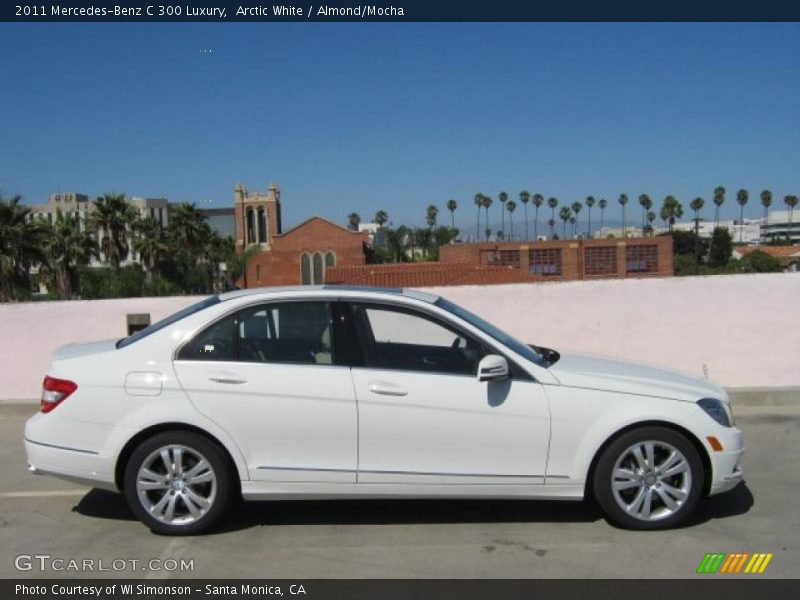 Arctic White / Almond/Mocha 2011 Mercedes-Benz C 300 Luxury