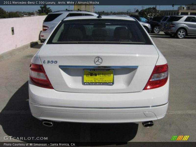 Arctic White / Almond/Mocha 2011 Mercedes-Benz C 300 Luxury