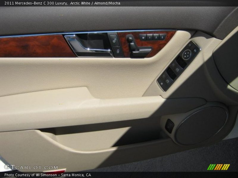 Arctic White / Almond/Mocha 2011 Mercedes-Benz C 300 Luxury