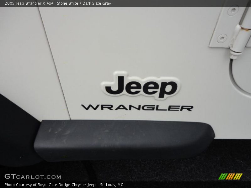 Stone White / Dark Slate Gray 2005 Jeep Wrangler X 4x4