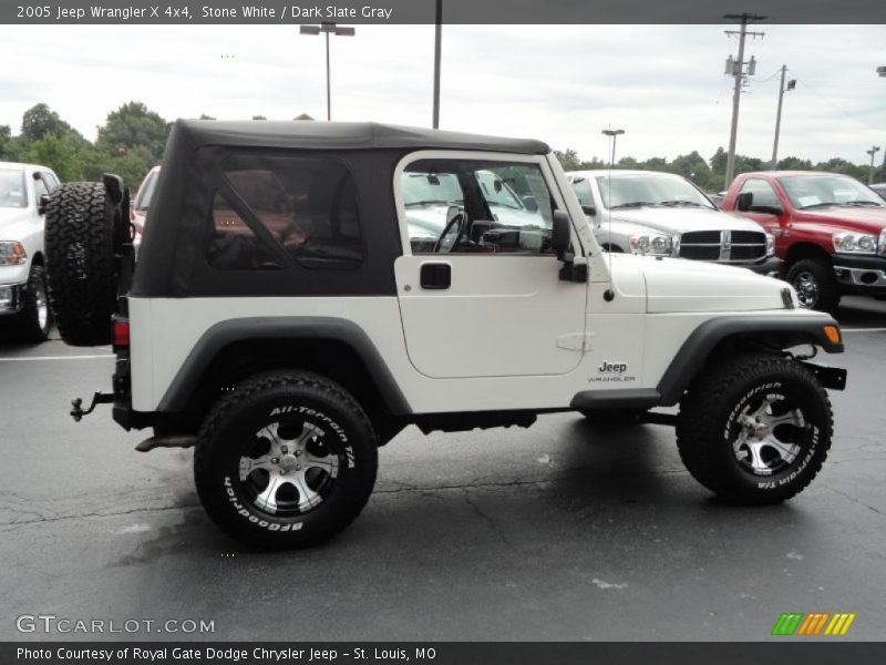 Stone White / Dark Slate Gray 2005 Jeep Wrangler X 4x4