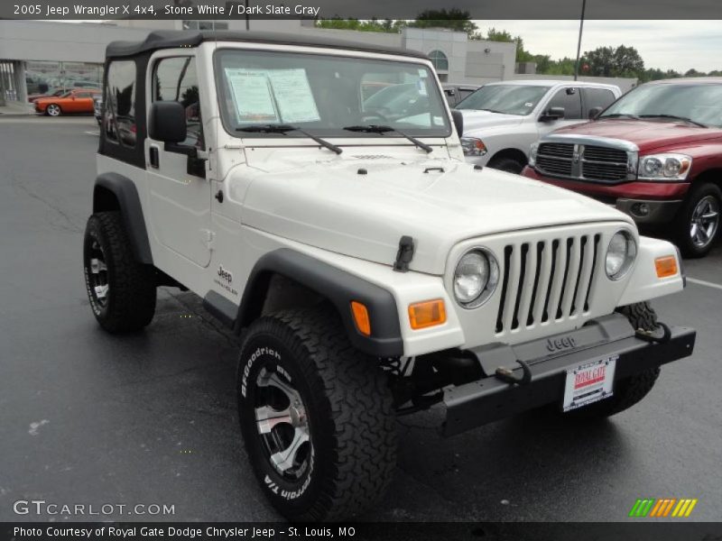 Stone White / Dark Slate Gray 2005 Jeep Wrangler X 4x4
